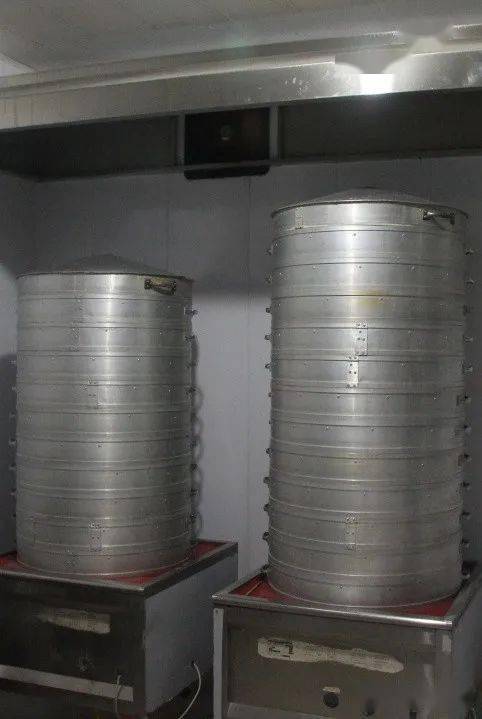 走进准格尔旗张柱馒头切面馆 矿物加工区的五好小作坊示范店